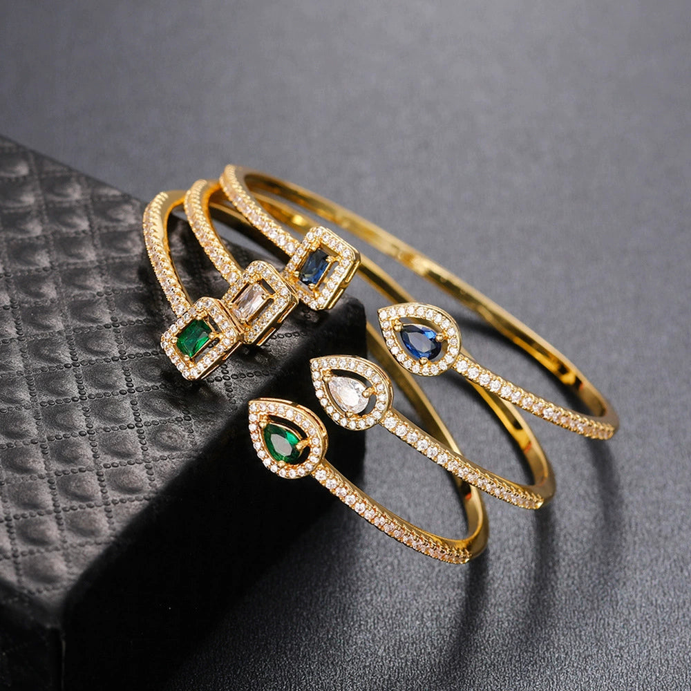 Tidløst Elegance Armbånd med farvet sten